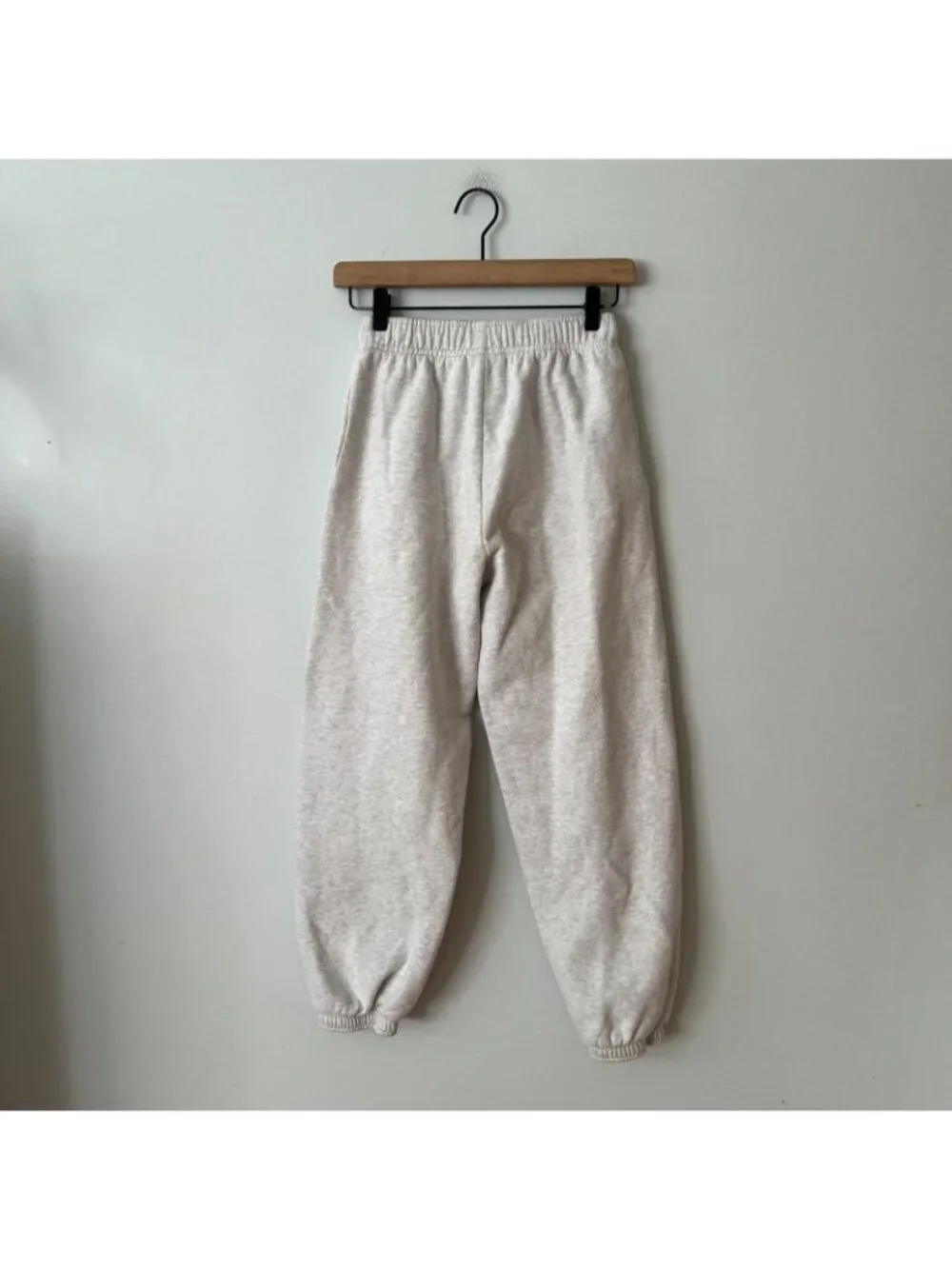 Aritizia Gray Mega Fit Sweatfleece Cozy Sweatpants Women's Size XXS